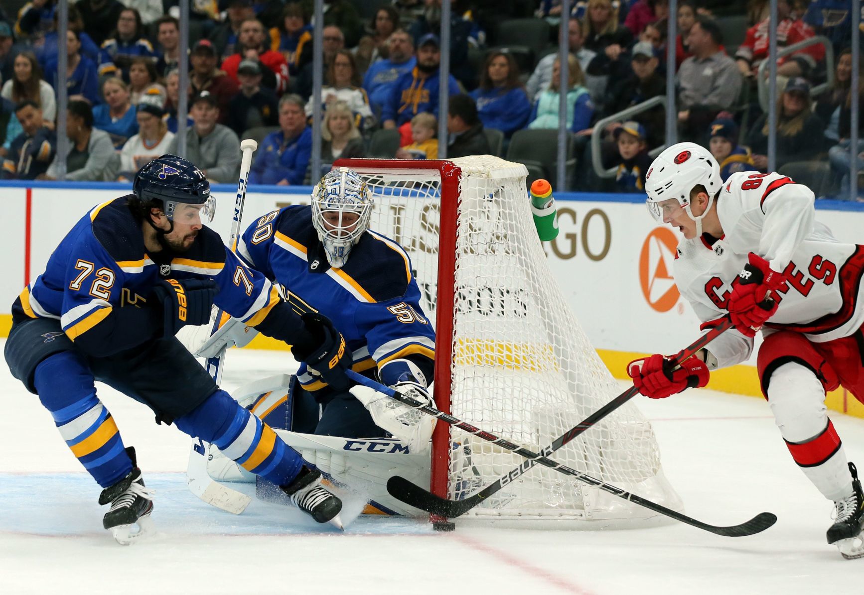 Carolina Hurricanes vs St. Louis Blues